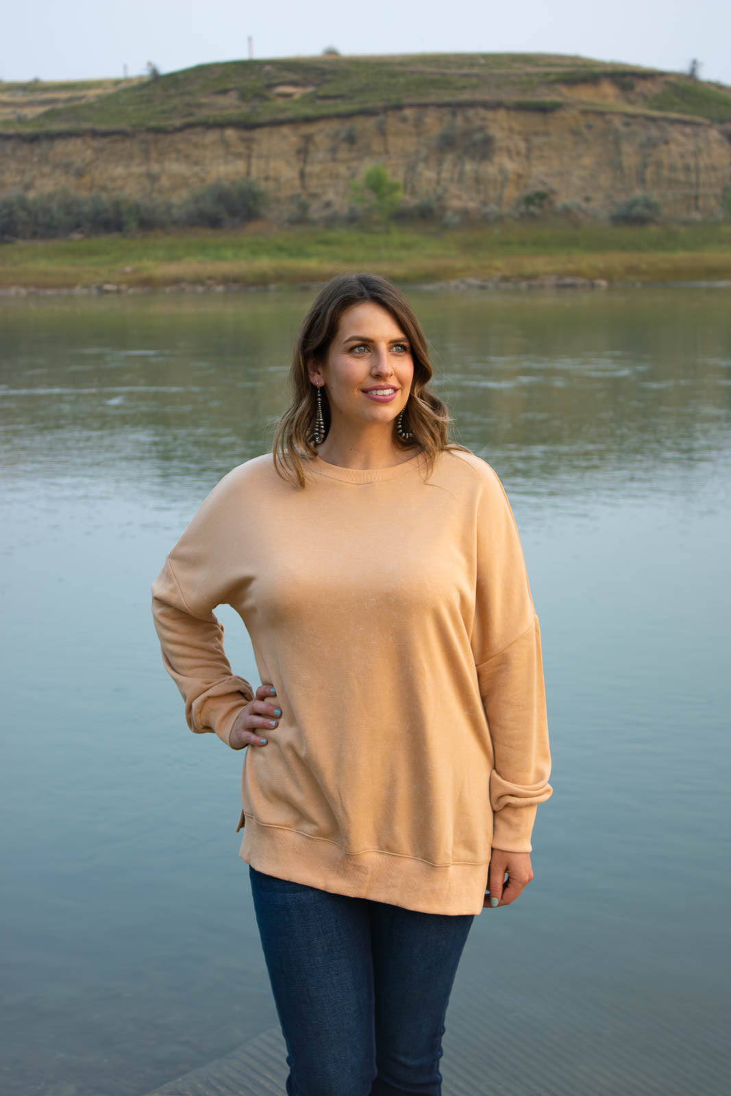 Beckett Oversized Sweatshirt-Khaki
