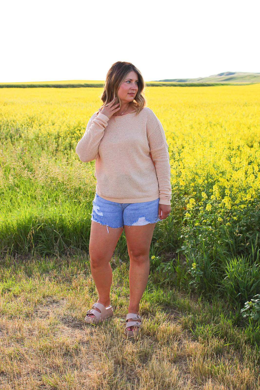 Luna Long Sleeve Light Weight Sweater in Apricot
