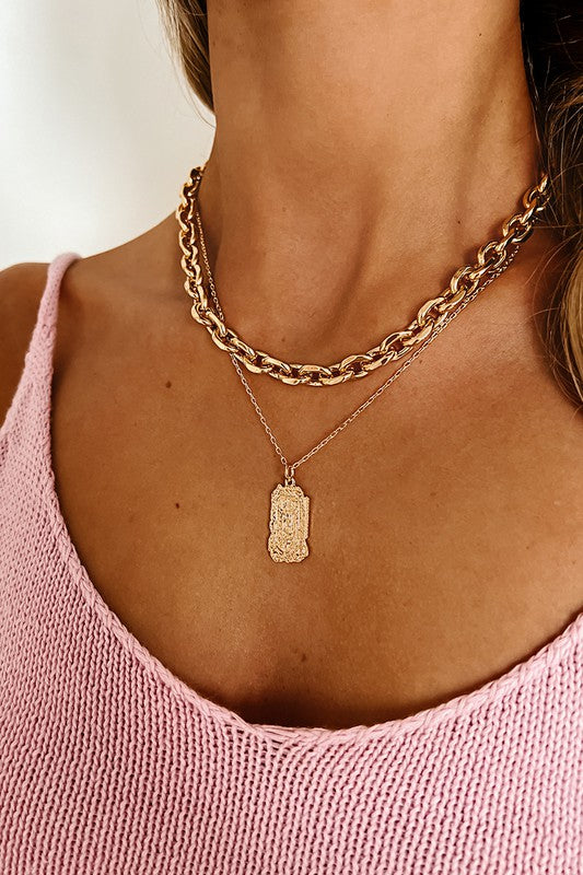 Geometric detail double chain necklace