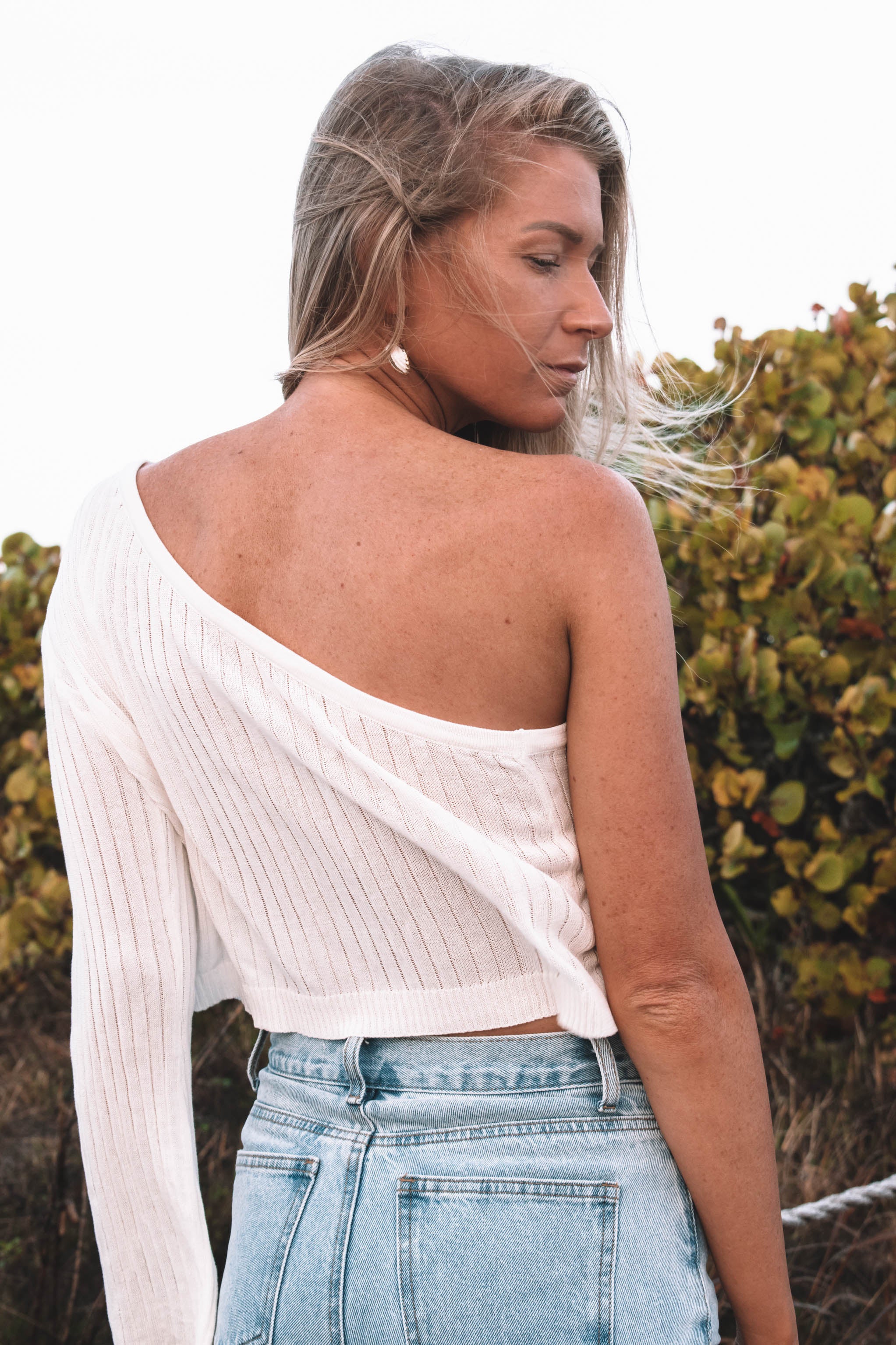 Osorno One Shoulder Sweater