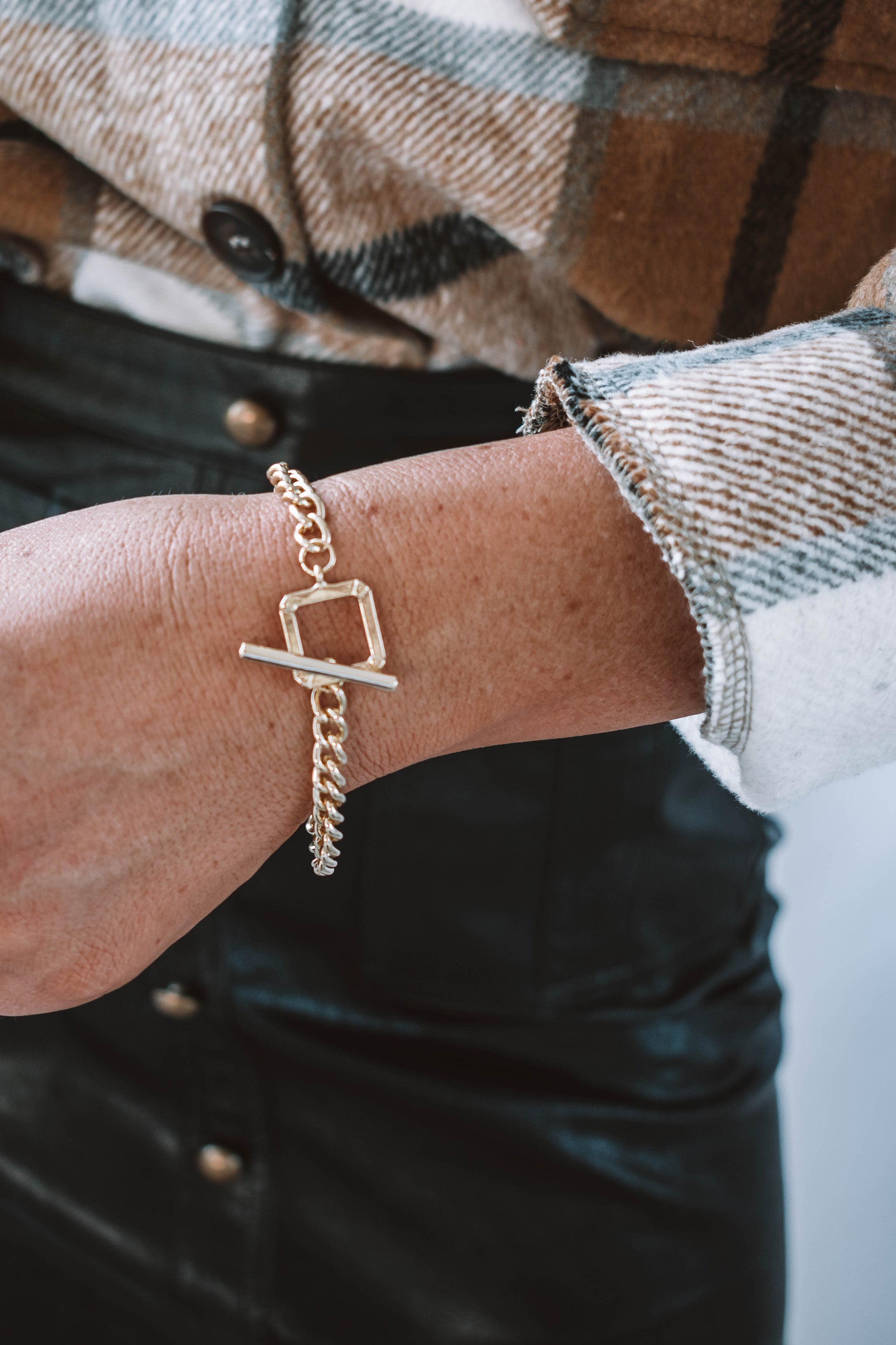 T Bar Chain Bracelet - Gold