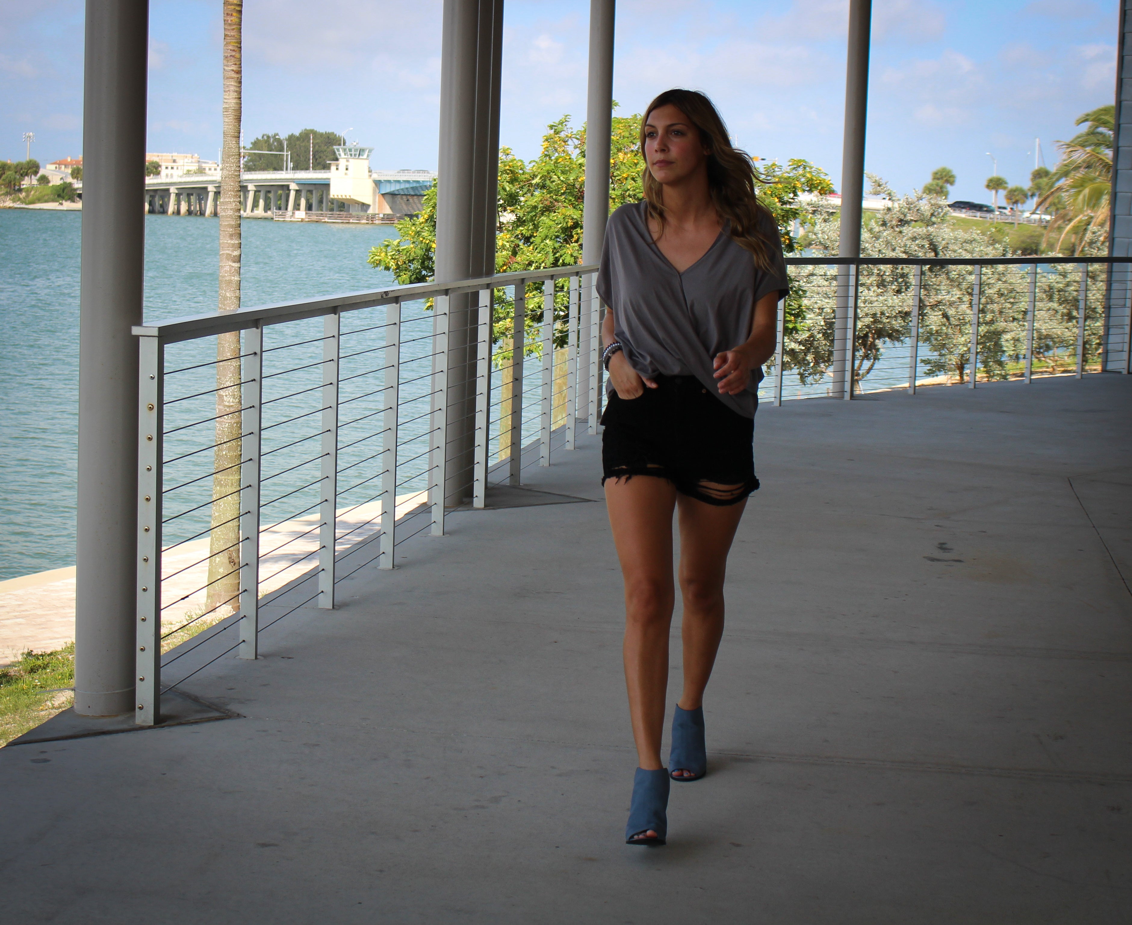 Channelside Top - CHARCOAL