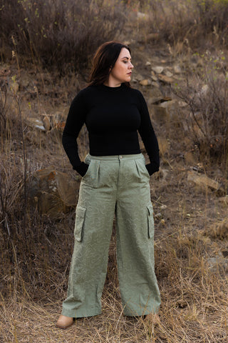 Lia Cropped Rib Knit Tank Black