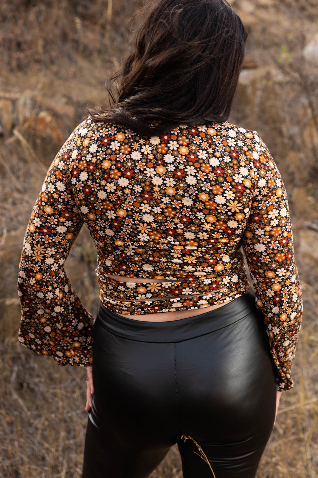 Poppy Bell Sleeve Floral Crop