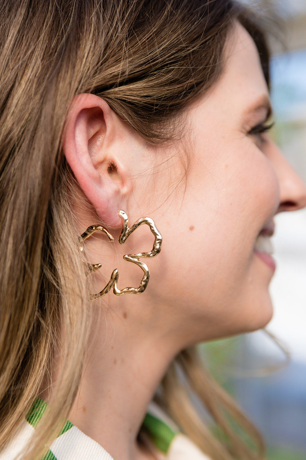 Mila Hammered Flower Hoop Earrings