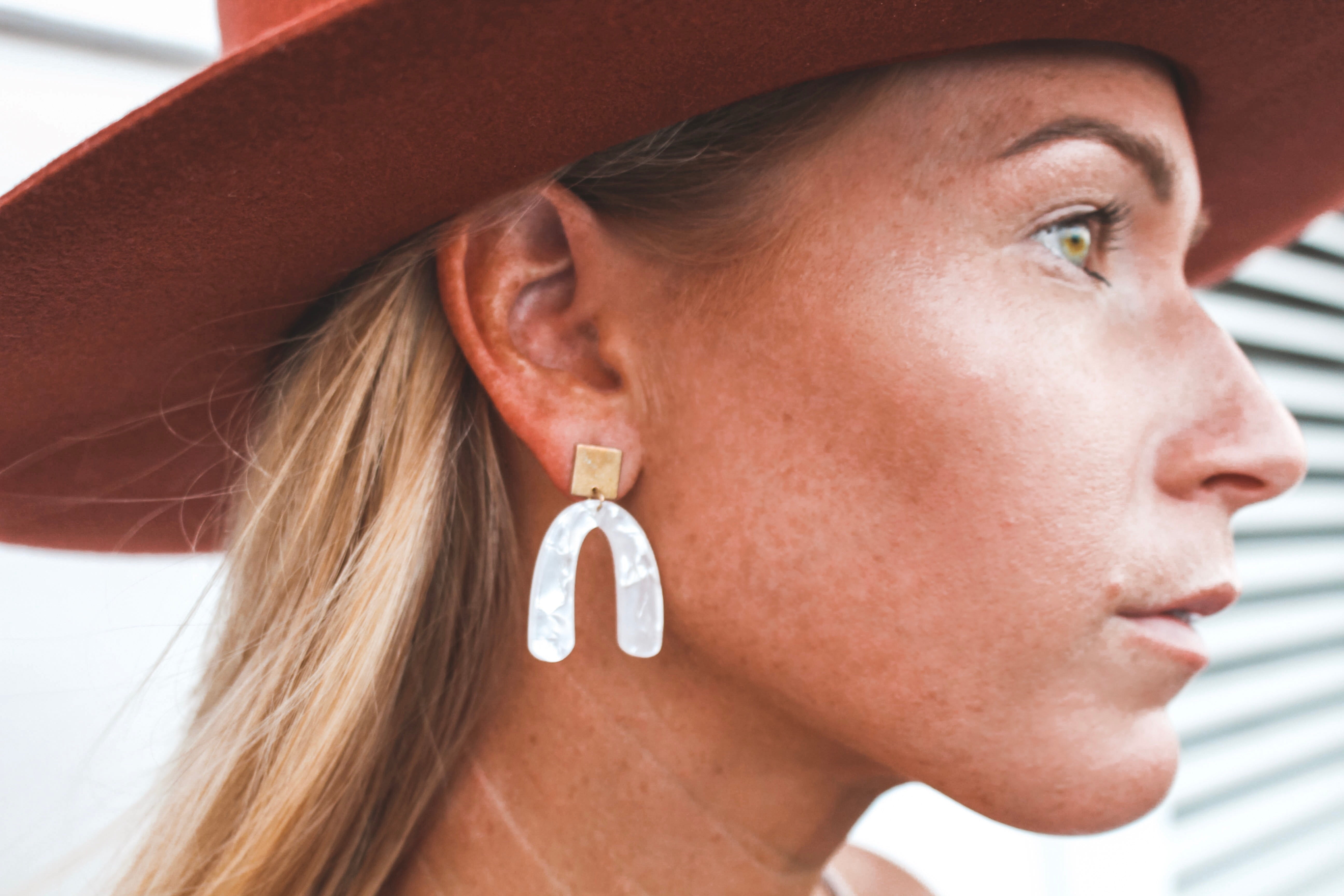 Wishbone Earring