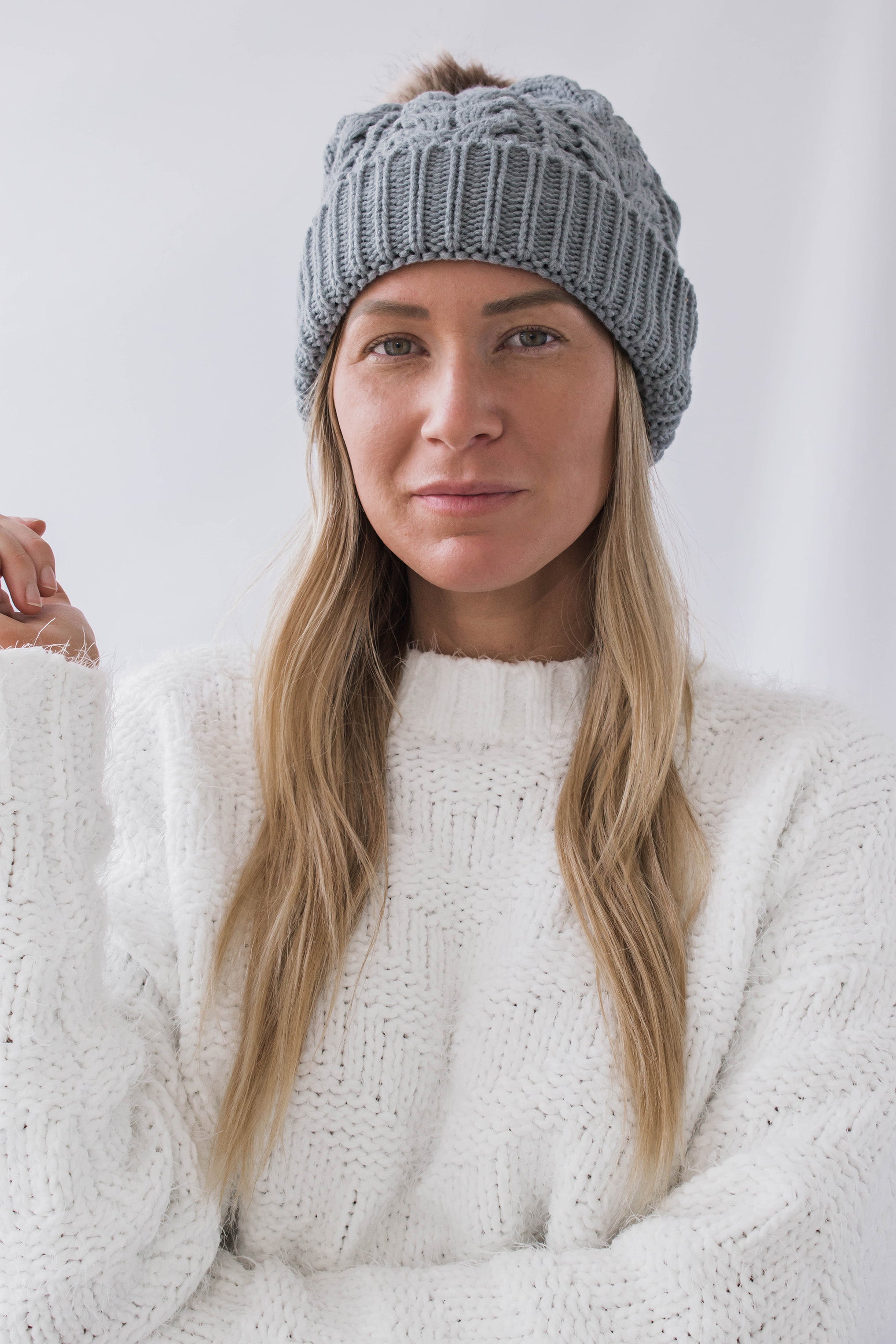 Palmer Cable Knit Beanie - Grey