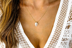 The Small Cowry Necklace